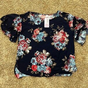 NWT Women’s navy floral blouse Large